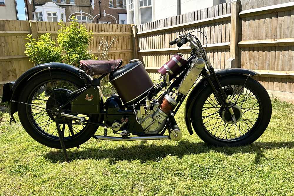 Lot 1925 Scott Super Squirrel