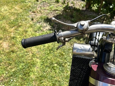 Lot 1925 Scott Super Squirrel