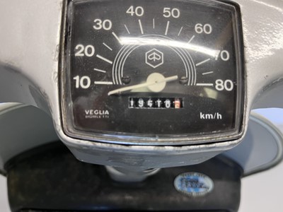 Lot 1977 Vespa 50 Special Series 3