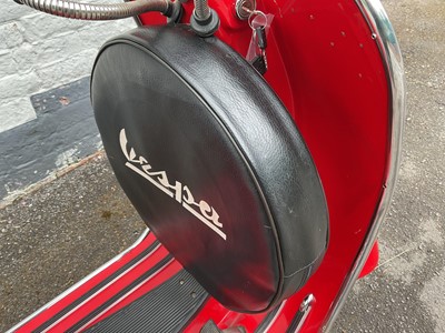 Lot 1965 Vespa VBB Retro 'Faro Basso' Custom