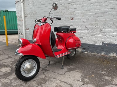 Lot 1965 Vespa VBB Retro 'Faro Basso' Custom