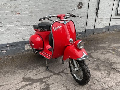 Lot 1965 Vespa VBB Retro 'Faro Basso' Custom
