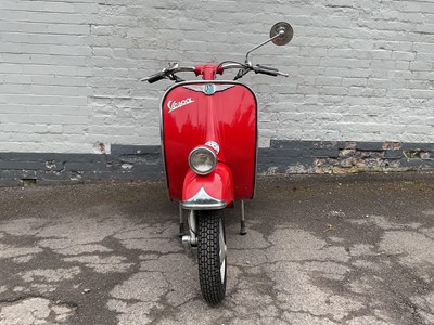 Lot 1965 Vespa VBB Retro 'Faro Basso' Custom