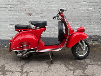 Lot 1965 Vespa VBB Retro 'Faro Basso' Custom
