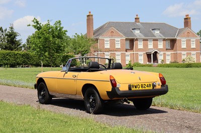 Lot 1977 MG B Roadster