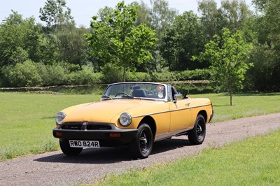 Lot 1977 MG B Roadster