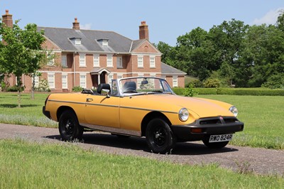 Lot 1977 MG B Roadster