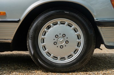 Lot 79 - 1988 Mercedes-Benz 300 SL