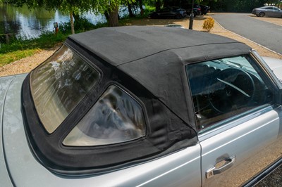 Lot 79 - 1988 Mercedes-Benz 300 SL