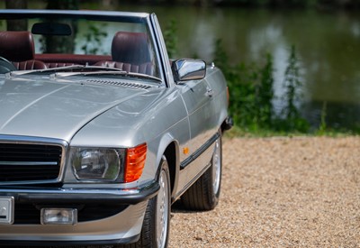 Lot 79 - 1988 Mercedes-Benz 300 SL