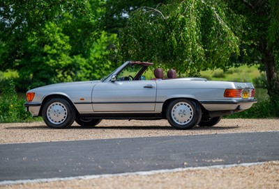 Lot 79 - 1988 Mercedes-Benz 300 SL