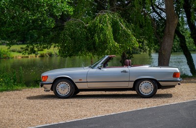 Lot 79 - 1988 Mercedes-Benz 300 SL