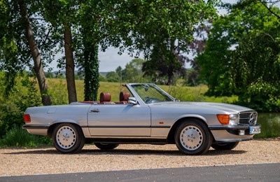 Lot 79 - 1988 Mercedes-Benz 300 SL