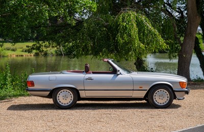 Lot 79 - 1988 Mercedes-Benz 300 SL