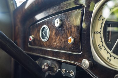 Lot 1933 Graham Model 64 Standard Eight 'Blue Streak' Sedan