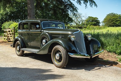 Lot 1933 Graham Model 64 Standard Eight 'Blue Streak' Sedan