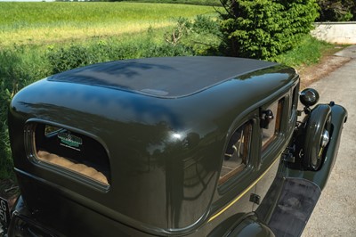 Lot 1933 Graham Model 64 Standard Eight 'Blue Streak' Sedan