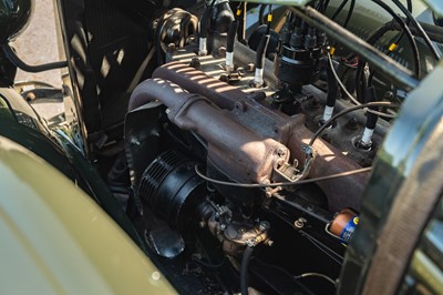 Lot 1933 Graham Model 64 Standard Eight 'Blue Streak' Sedan