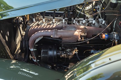 Lot 1933 Graham Model 64 Standard Eight 'Blue Streak' Sedan