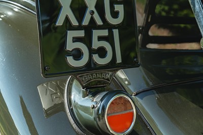 Lot 1933 Graham Model 64 Standard Eight 'Blue Streak' Sedan