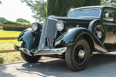 Lot 1933 Graham Model 64 Standard Eight 'Blue Streak' Sedan