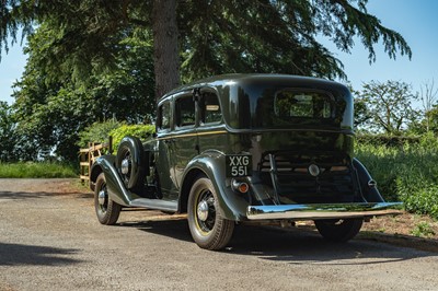 Lot 1933 Graham Model 64 Standard Eight 'Blue Streak' Sedan