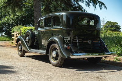 Lot 1933 Graham Model 64 Standard Eight 'Blue Streak' Sedan