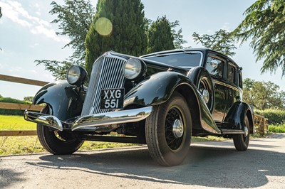 Lot 1933 Graham Model 64 Standard Eight 'Blue Streak' Sedan