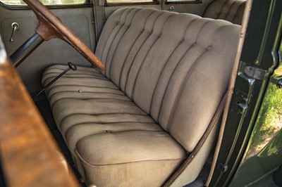 Lot 1933 Graham Model 64 Standard Eight 'Blue Streak' Sedan