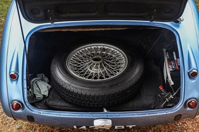 Lot 57 - 1960 Austin-Healey 3000 Mark I BT7