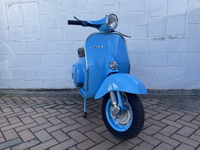 Lot 1978 Vespa ET3 Primavera 125