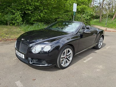 Lot 2013 Bentley Continental GTC V8