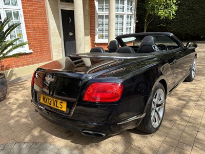 Lot 2013 Bentley Continental GTC V8