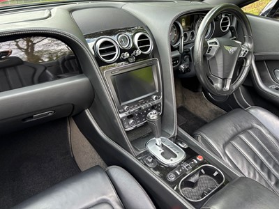 Lot 2013 Bentley Continental GTC V8