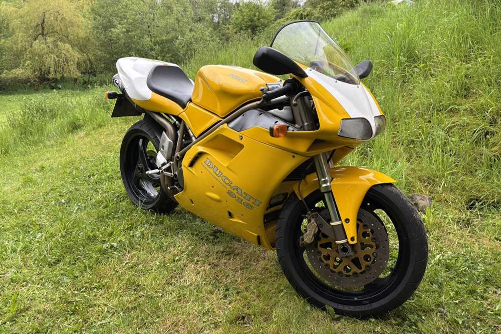 Lot 1996 Ducati 916 SP3