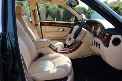 Lot 2002 Bentley Arnage Red Label