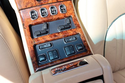 Lot 2002 Bentley Arnage Red Label