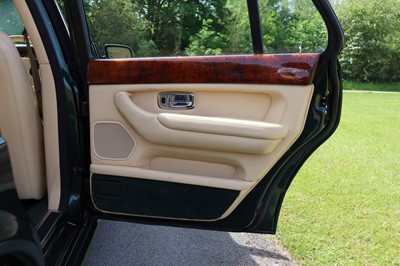 Lot 2002 Bentley Arnage Red Label