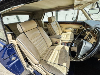Lot 46 - 1993 Rolls-Royce Corniche Convertible IV