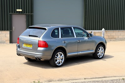 Lot 2003 Porsche Cayenne Turbo