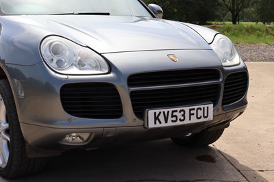 Lot 2003 Porsche Cayenne Turbo