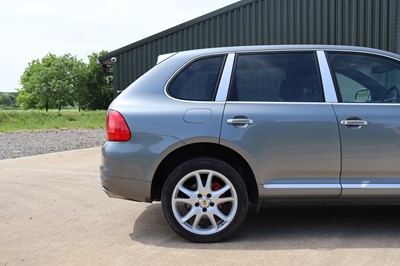 Lot 2003 Porsche Cayenne Turbo