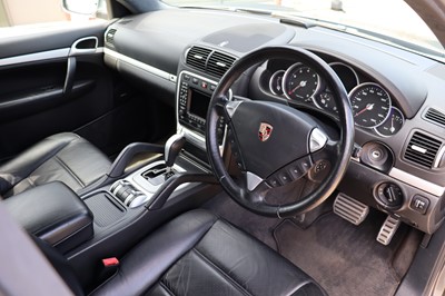 Lot 2003 Porsche Cayenne Turbo
