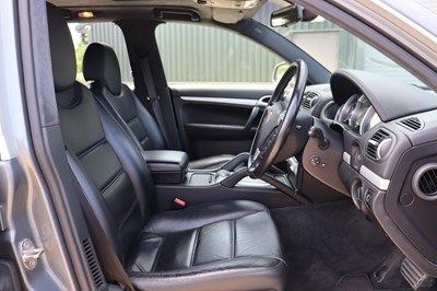 Lot 2003 Porsche Cayenne Turbo
