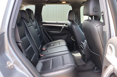 Lot 2003 Porsche Cayenne Turbo