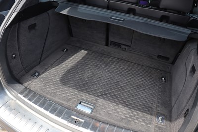 Lot 2003 Porsche Cayenne Turbo