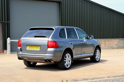 Lot 2003 Porsche Cayenne Turbo
