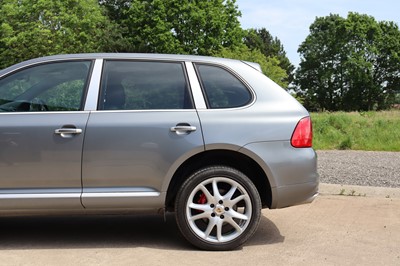 Lot 2003 Porsche Cayenne Turbo