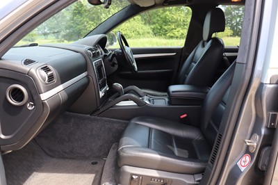 Lot 2003 Porsche Cayenne Turbo