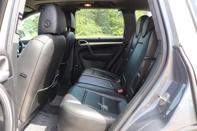 Lot 2003 Porsche Cayenne Turbo